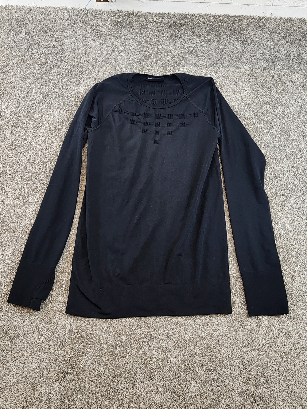 Athleta Black Long Sleeve Scoop Neck Stretch Casual Athletic Shirt Medium